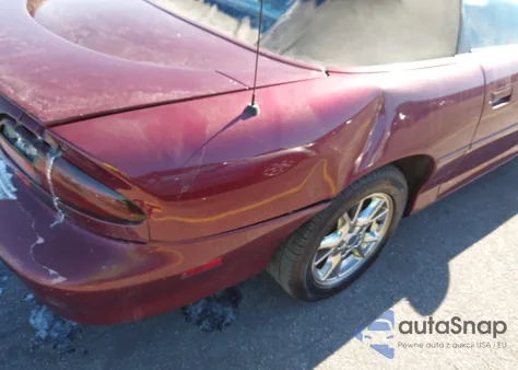 2001 Chevrolet Camaro Z28 z USA, uszkodzony, nr VIN 2G1FP32G112143825